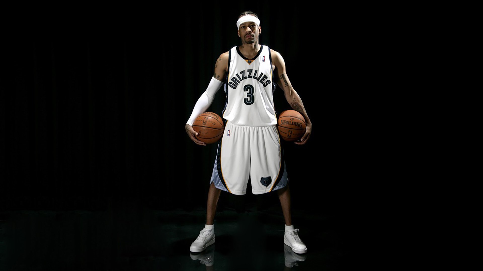 基：全黑队的“防守专家”，关键时刻总能做出精准判断