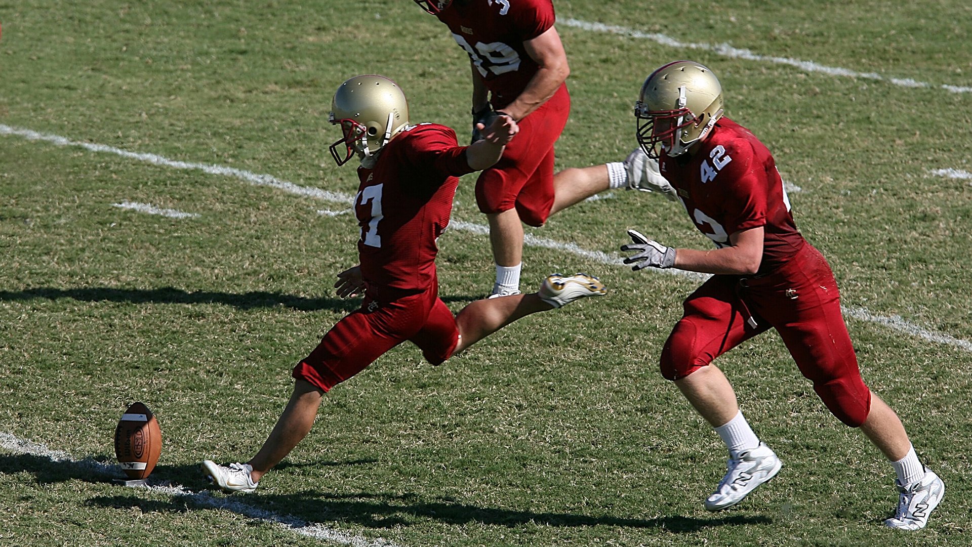 跳水环节波兰表现出色，跳水包揽